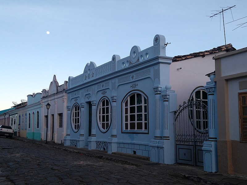 A Cidade de Goiás, antiga Vila Boa, foi fundada por Bartolomeu Bueno da Silva, durante a exploração do ouro na região. [1]