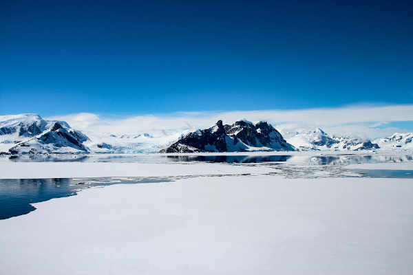 Área congelada na Antártida