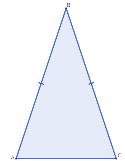 Triângulo com os lados AB e BC e base AC marcados