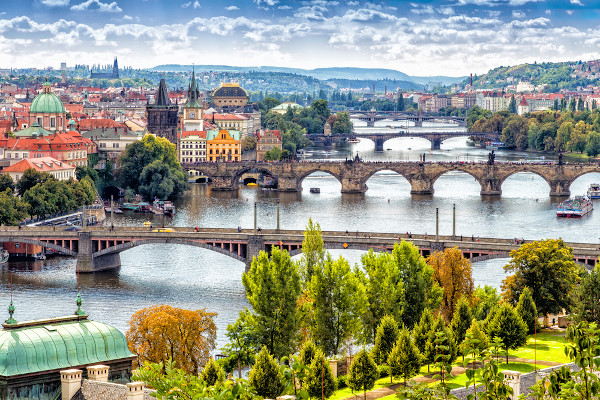 Vista de Praga, capital da Chéquia.