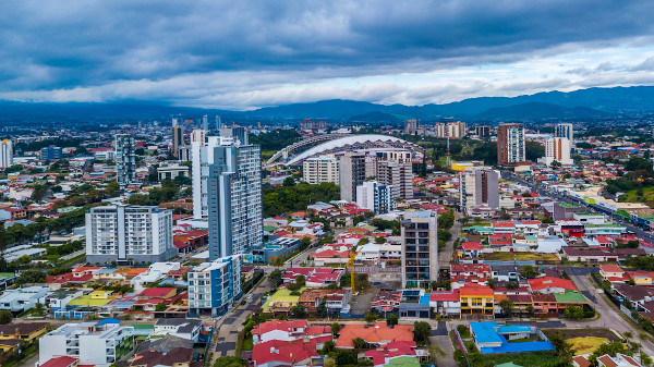  Vista aérea da cidade San José, capital da Costa Rica.
