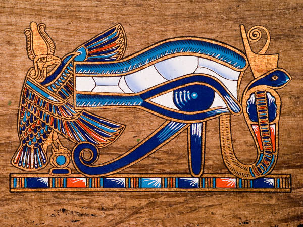 Papiro egípcio que retrata o olho de Hórus.