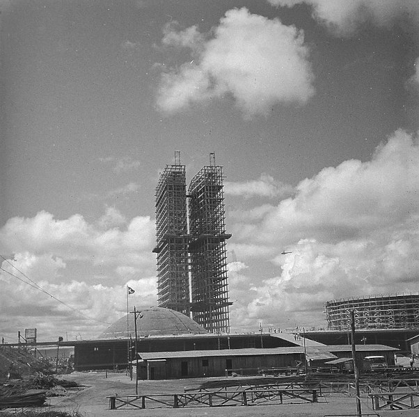 Construção de Brasília, parte importante da história do Brasil.