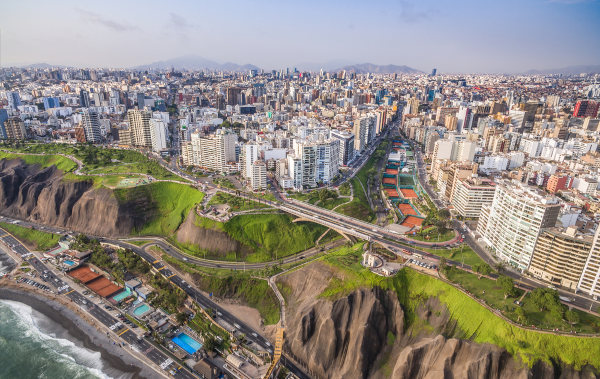 Lima, capital do Peru e a cidade mais populosa da América Andina.