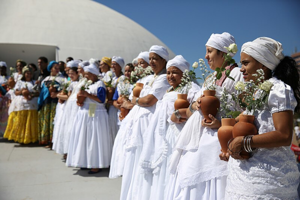 Evento de reconhecimento do candomblé em Brasília, 2018, religião afro-brasileira que está presente no país desde o Brasil Colônia.