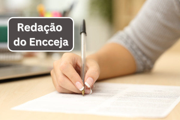 Mão de estudante mulher. Na imagem, está escrito: Redação do Encceja