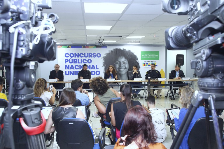 Coletiva de imprensa após a realização do Enem dos concursos