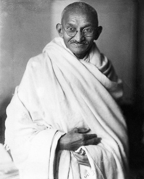 Fotografia de Mahatma Gandhi, um importante líder na independência da Índia.