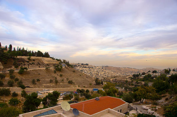 Vista do monte Himon (Geena), associado à concepção cristã de inferno, em Jerusalém.[1]