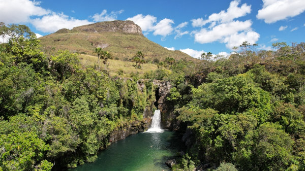 Paisagem natural na Chapada dos Veadeiros, no estado de Goiás, tipo de paisagem que se difere da paisagem cultural.