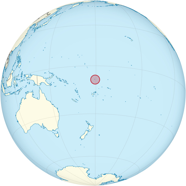 Globo terrestre mostrando a localização de Tuvalu no Oceano Pacífico.