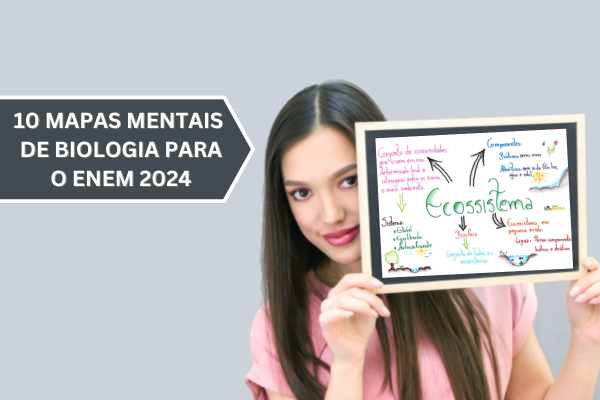 Estudante com cabelo escuro comprido segurando quadro