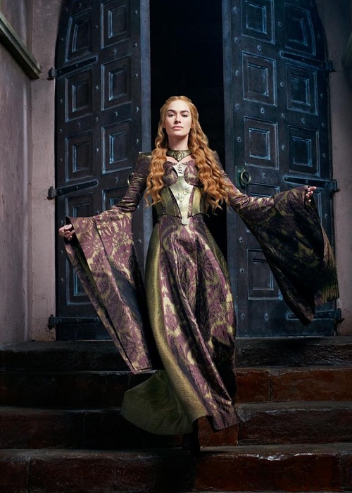 Cersei Lannister, interpretada por Lena Headey na série, pode ser associada à Margarida de Anjou, esposa do rei Henrique VI. (Crédito: Divulgação HBO) 