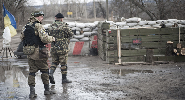 Soldados nas áreas ocupadas pelos militares russos e separatistas pró-Rússia na região leste da Ucrânia.[1]
