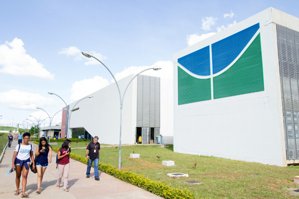 UnB informa datas do Vestibular 2023 e PAS 2022 - Brasil Escola