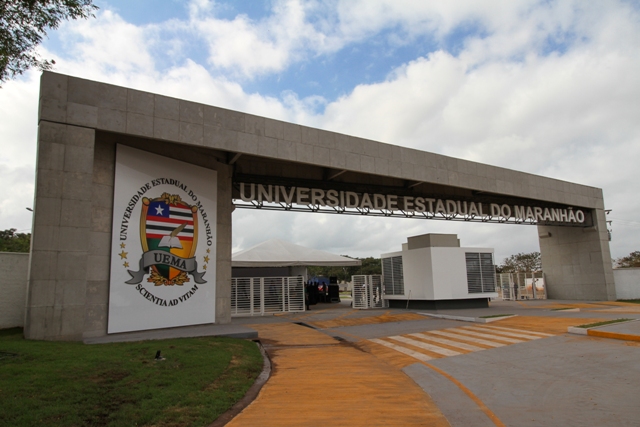 Entrada do campus da UEMA